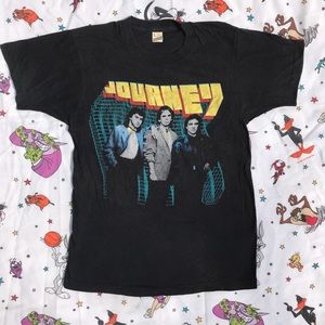 SOLD‼️ Vintage 1986 Journey Band Tee